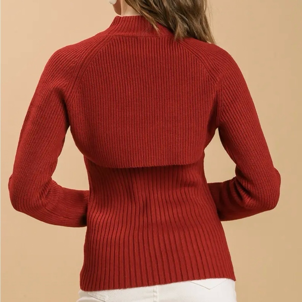 UMGee Red Ribbed Cut-Out Turtleneck Sweater 2 Piece. - Picture 3 of 5